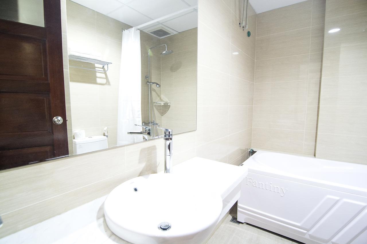 האנוי Canary Ha Noi Hotel מראה חיצוני תמונה
